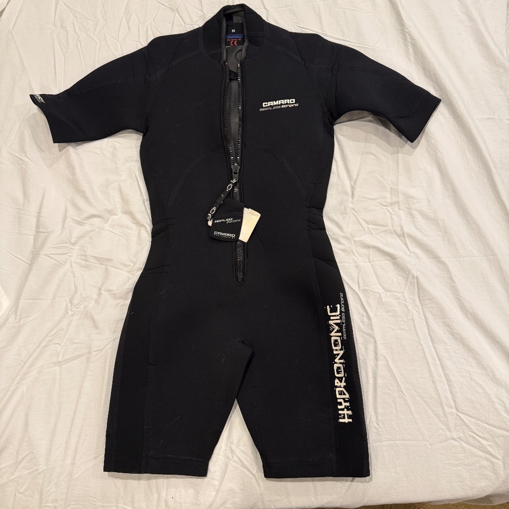 Camaro Shortie Wetsuit Size 56